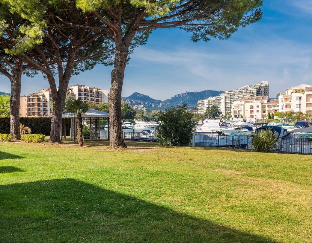 Luxury 3 Piece Garden Apartment In Cannes Marina Mandelieu Extérieur photo