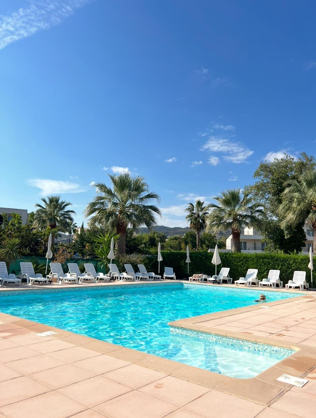 Luxury 3 Piece Garden Apartment In Cannes Marina Mandelieu Extérieur photo
